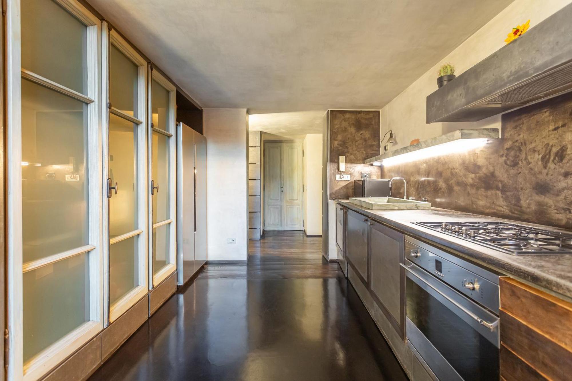 Iconic Apartment With Unique Colosseum View Roma Dış mekan fotoğraf