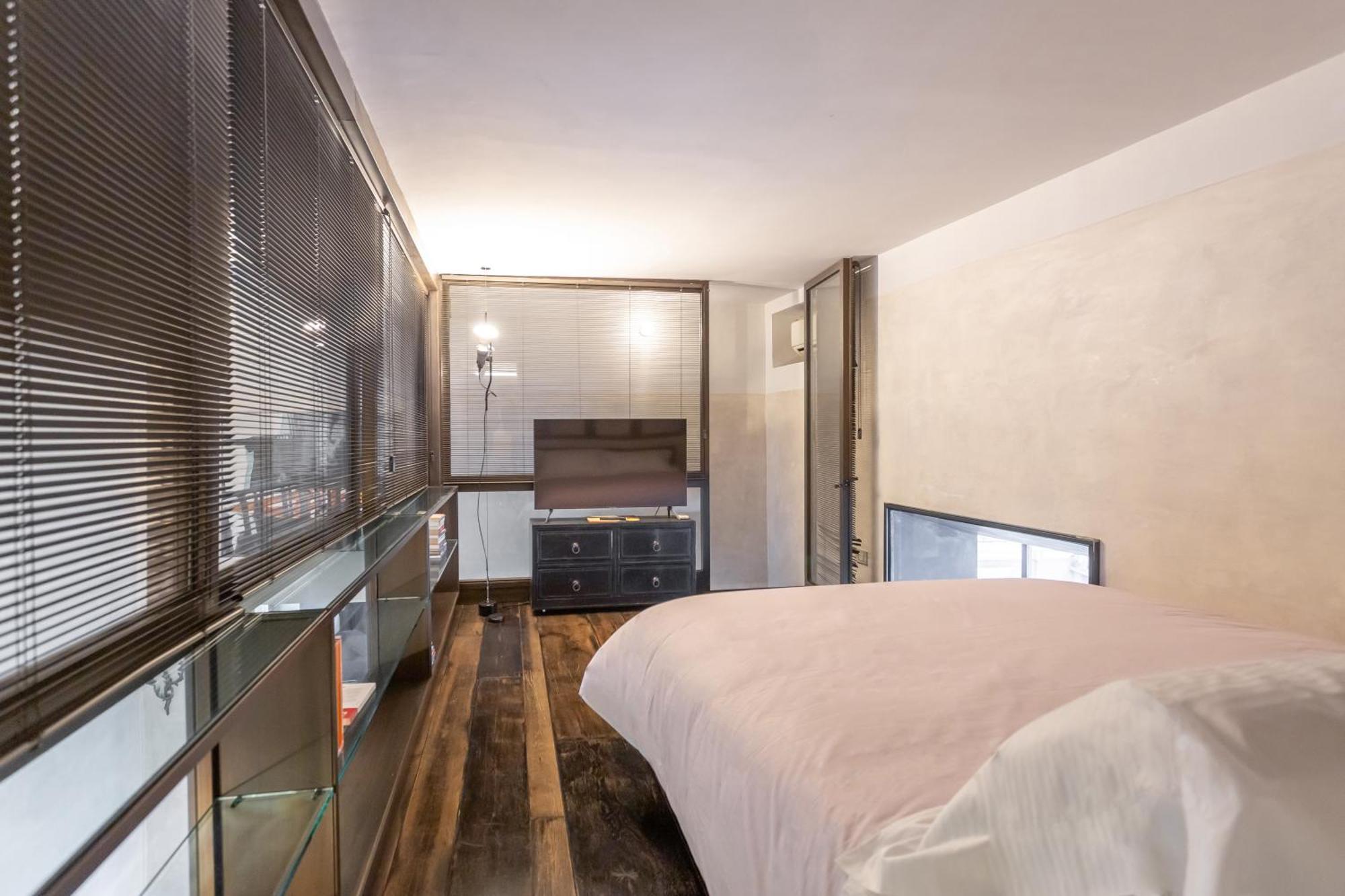 Iconic Apartment With Unique Colosseum View Roma Dış mekan fotoğraf